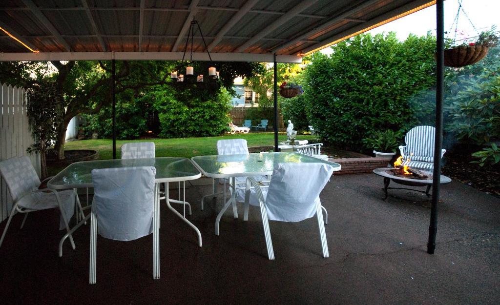 Bayside Bed And Breakfast Everett Exterior foto
